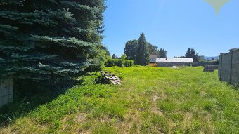 PRIEVIDZA – Staré sídlisko / DOBRÁ POLOHA / Pozemok 1350 m2, - 8