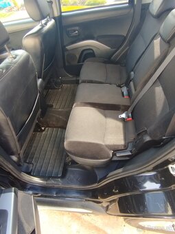 Mitsubishi Outlander 130 kw, rocnik 8/2012 - 8