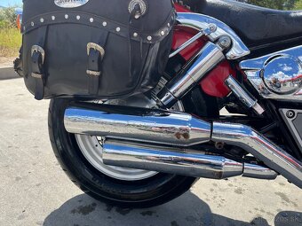 Suzuki VZ 800 Marauder - 8