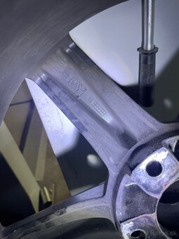 Predám disky 5x120r18 s gumámi 245/45/r18 100V BRIGSTONE - 8