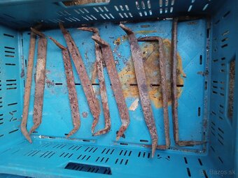 Kované klince klamre - 8