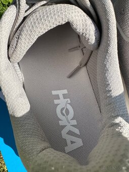 Bezecke tenisky Hoka Clifton 10 - 8