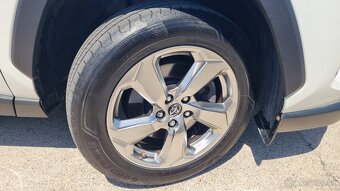 Toyota RAV4 2,0i Comfort Style 4x4 129KW CVT/1 - 8
