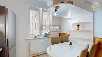 HALO reality - Predaj, štvorizbový byt Žiar nad Hronom - EXK - 8