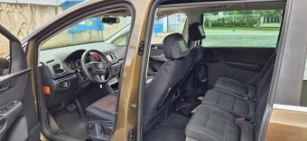 Seat Alhambra 2.0 - 8