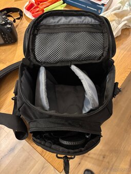 Canon EOS 1300D - 8