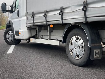 Peugeot Boxer 2.2HDI 121kw 2-lôžko - 8
