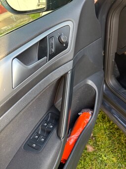 Predám VW Golf 1.0 - 8