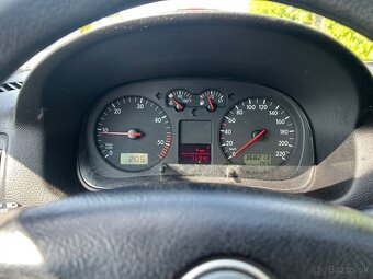 Volkswagen Golf 4 - 8