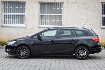Opel Astra Sport Tourer ST 1.4 /aj na splátky/ - 8