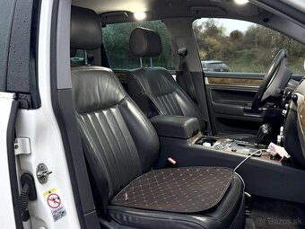 Volkswagen Touareg R-LINE 3.0TDI 176KW plná výbava - 8