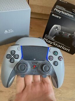 PS5 DualSense Edge 30th Anniversary Limited Edition - 8