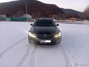 Škoda Superb Combi 2.0 TDI 110kw DSG Ambition - 8