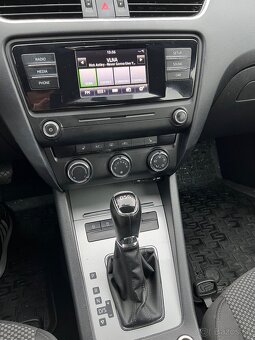 Predám škoda Octavia 1,6 TDI DSG - 8