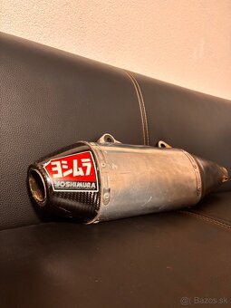 výfuk Yoshimura RS-4 - 8