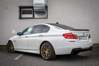 BMW Rad 5 M550d xDrive, 280kW, A8, 4d. - 8