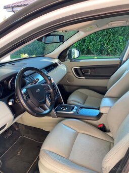 Land Rover Discovery Sport - 8