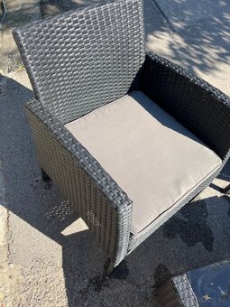 Ratanové sedenie plus servírovací stolík - 8