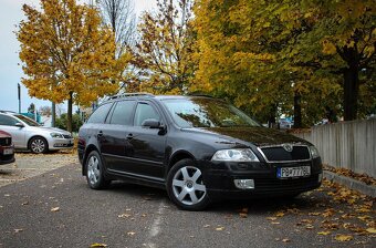 Škoda Octavia Combi 2.0 TDI Ambiente - 8