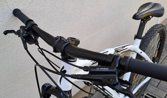 Specialized 27.5 - 8