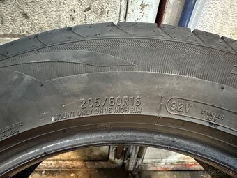 205/60R16 letne - 8