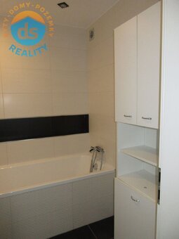 Na predaj kvalitne zrekonštruovaný, moderný 4 izbový byt, ló - 8