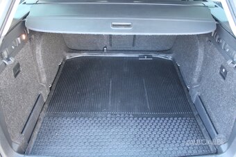 Škoda Superb Combi 2,0 TDi DSG 140 kW 4x4 STYLE, ODPOČET DPH - 8
