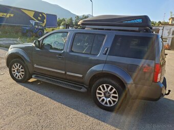 Nissan Pathfinder - 8