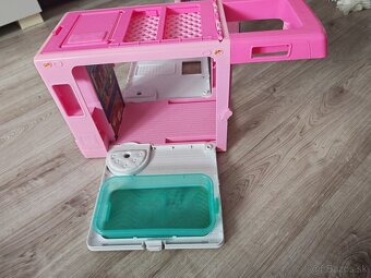 Barbie karavan - 8