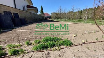 Na predaj stavebný pozemok priamo v meste Piešťany - ID 193- - 8