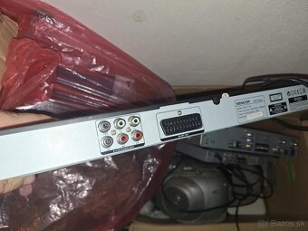 Domace kino , Dvd , CD menič , CCTV dig. rekorder CPD 507 - 8
