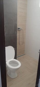 Prenájom 2 izbový byt na Tolstého. - 8