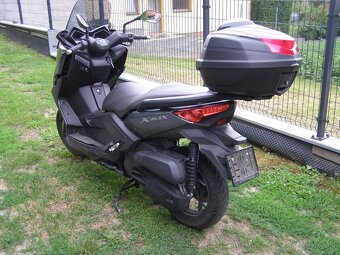 Yamaha X-Max 125 - 8