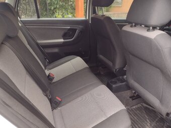 ŠKODA FABIA 1.2 BENZÍN NAJ.113000 KM ROK VÝROBY 2014 - 8