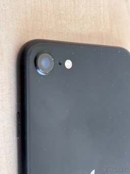 Mobilný telefón - Apple iPhone SE (2020) 64GB - 8