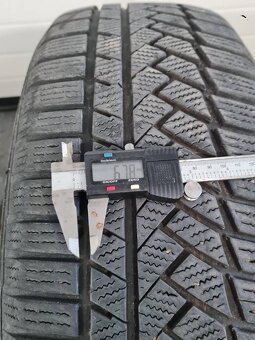 2x Continental 225/55 R19 99V Zimné pneumatiky - 8