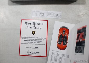 Autoart Signature Lamborghini Aventador J 1:18 Metallic red - 8