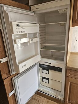 Masívna kuchynská linka z Nemecka so spotrebičmi - 8