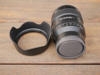 Sony FE 24mm F1.4 GM - 8