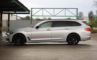 BMW 520d Touring z roku 2017 - 8
