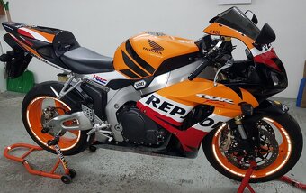 HONDA CBR 1000RR - 8