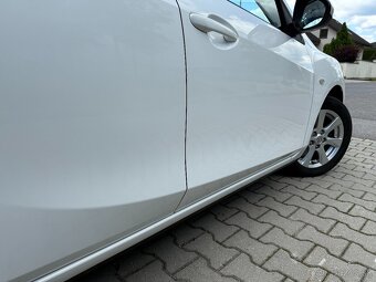 Mazda 3 1.6 DOHC Hatchback - 8