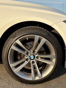 Krásne BMW 320d kombi - 8