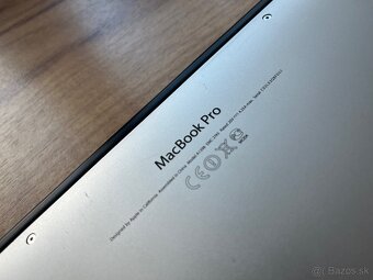  Apple MacBook Pro 13" 500GB - 8