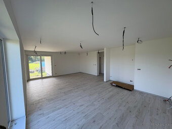 Novostavba v Nesvadoch - 8