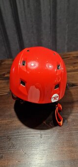 Predám lyže Salomon, helmu Rossignol, lyžiarky Nordica - 8