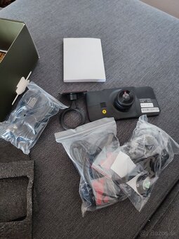 Kamera Lamto Carplay Display with 4K Front Camera Dash Cam - 8