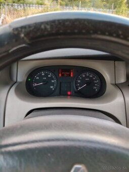 Renault Traffic 2.0dci 66kw - 8