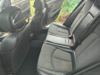 MERCEDES BENZ E220 CDI - 8