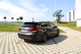 Hyundai i40 CW 1.7 CRDi Premium A/T,1.Majiteľ,kupované SR - 8